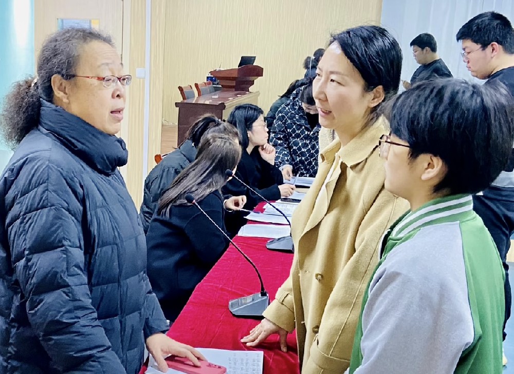 家校共育